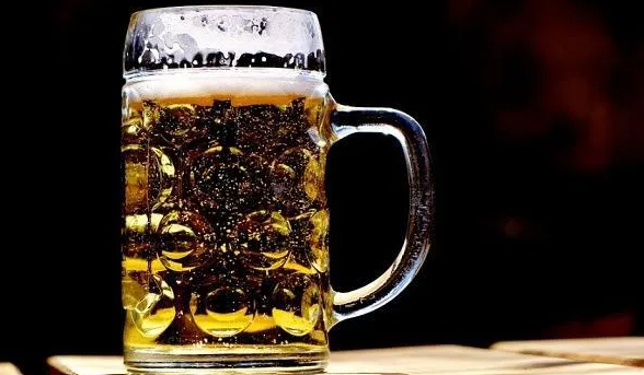Latas de cerveja preservam antioxidantes e vitaminas .| Foto: Reprodução