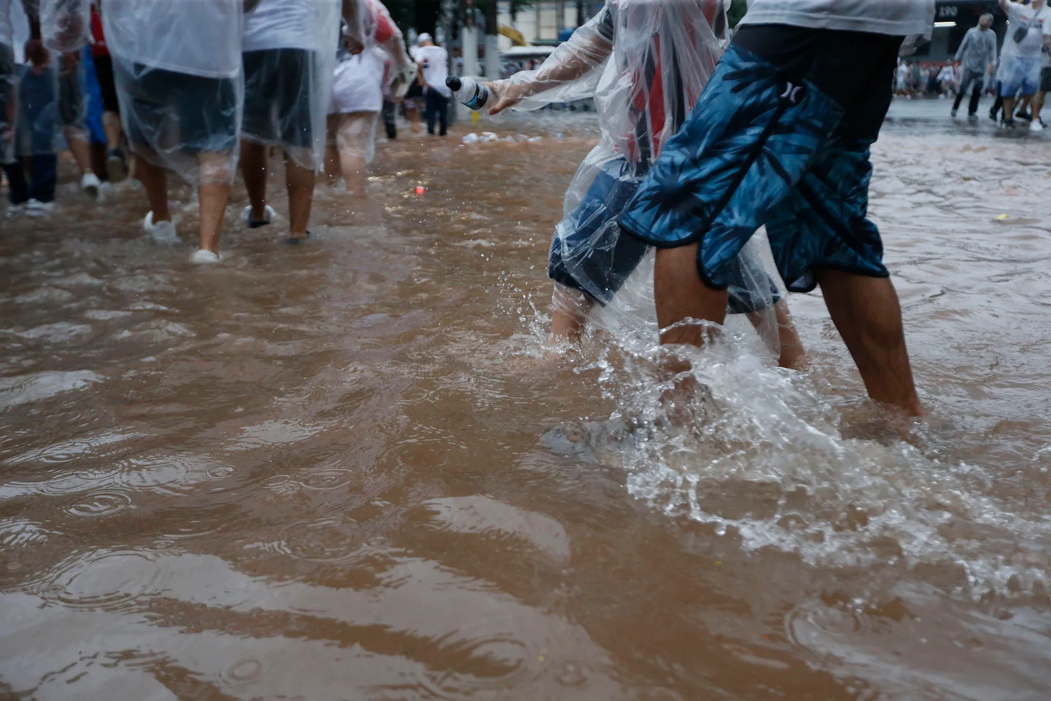 Mais de 30 cidades baianas entram em alerta de 'perigo' para tempestades; veja