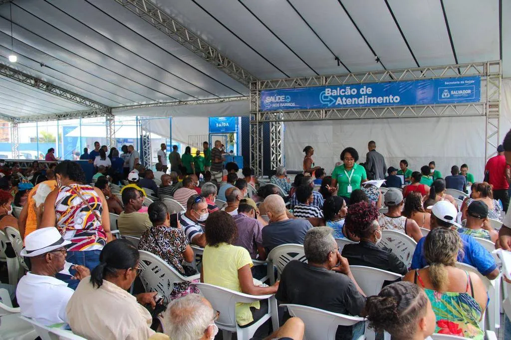 Moradores da Boca do Rio podem fazer consultas médicas gratuitas até 16 de março