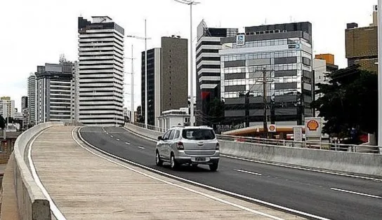 Preste atenção! Obras do BRT interditam trecho da Avenida ACM neste sábado 