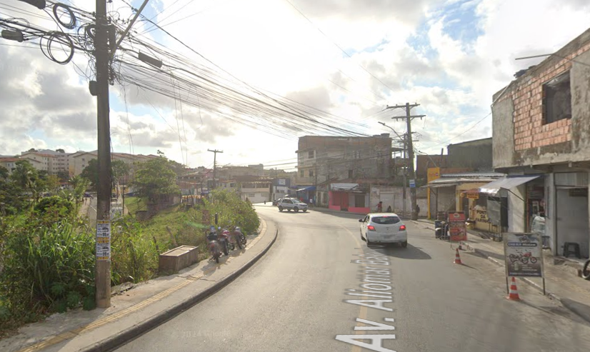 Corpo foi encontrado na Avenida Aliomar Baleeiro. Foto: Google Street View
