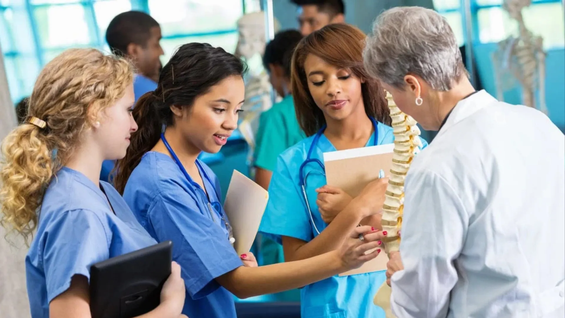 Imagem de estudantes 