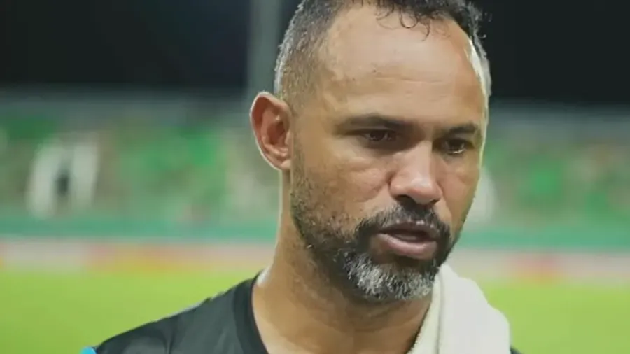 Goleiro Bruno é preso no Rio após dois meses foragido da Justiça