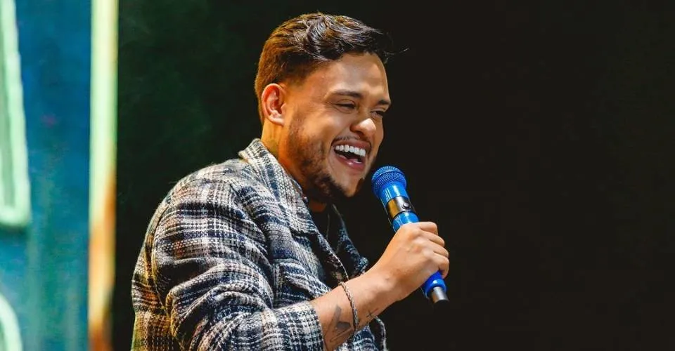 Thiago Aquino anuncia gravação de DVD na comunidade de Paraisópolis, em São Paulo