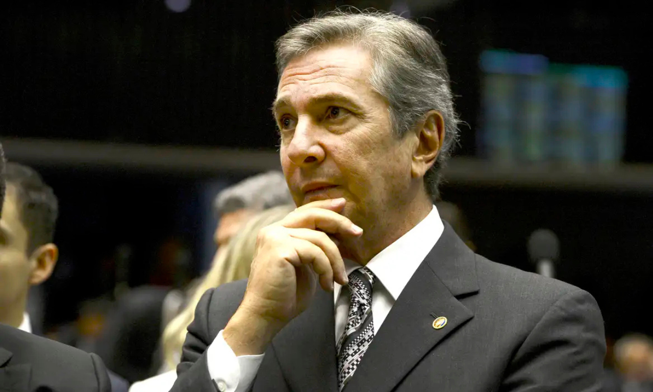 Ex-presidente Fernando Collor deixa presídio. Foto: Agência Brasil
