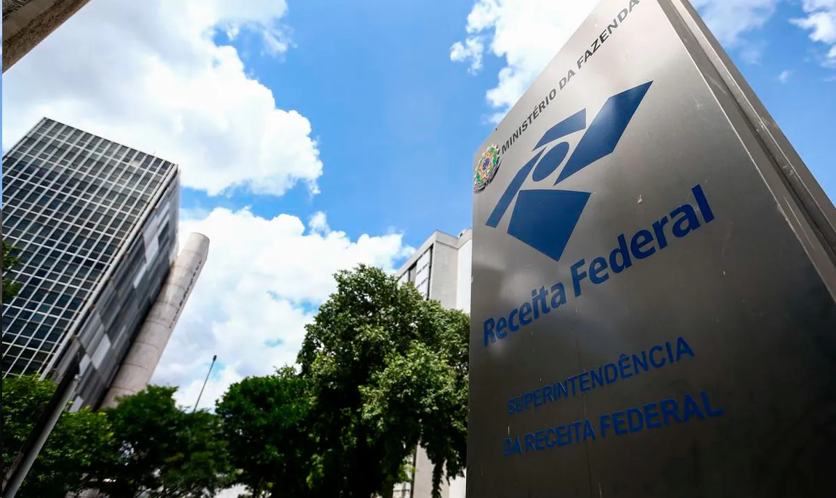 Novo leilão da Receita Federal tem 232 lotes, entre eles, playstation 4 por R$400