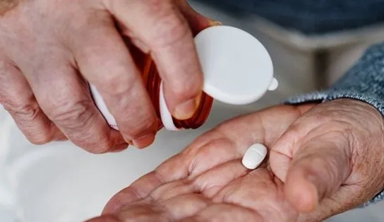Sesab alerta: medicamentos para tratar doenças como câncer e AIDS estão em estoque crítico na Bahia 
