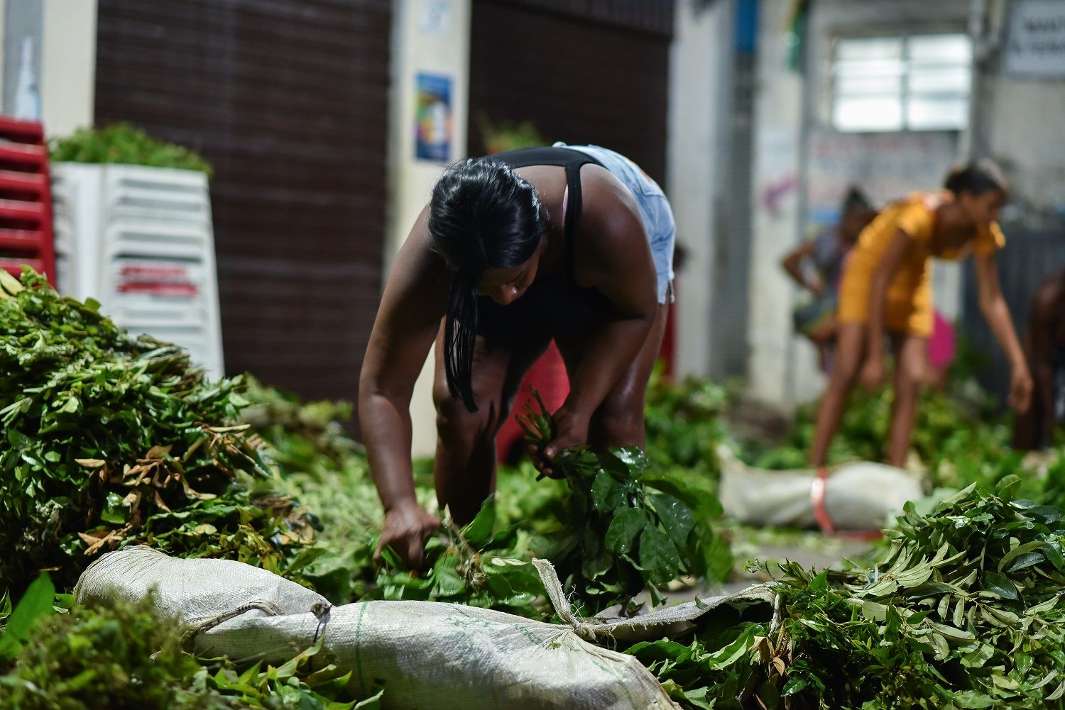 Meire dos Reis se tornou catadora aos 12 anos. | Foto: Emerson Kilendo/Divulgação