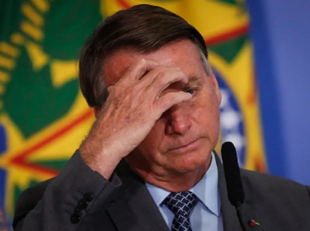 Bolsonaro é hospitalizado no RN após passar mal em tour pelo Nordeste