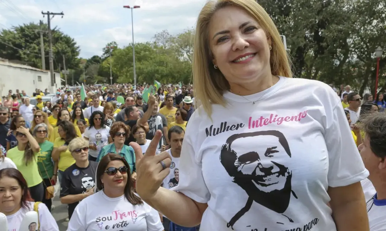 Ex-mulher de Bolsonaro