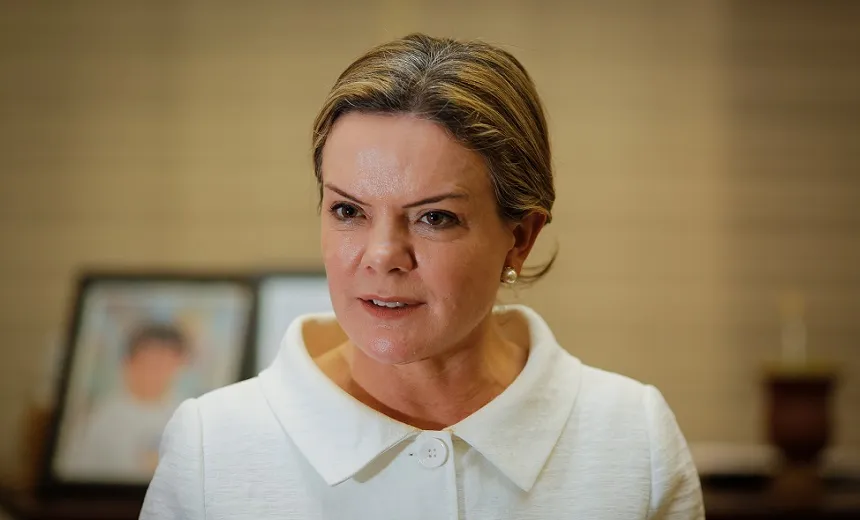 BABADO: ?Para prender o Lula, vai ter que matar muita gente?, diz Gleisi Hoffmann