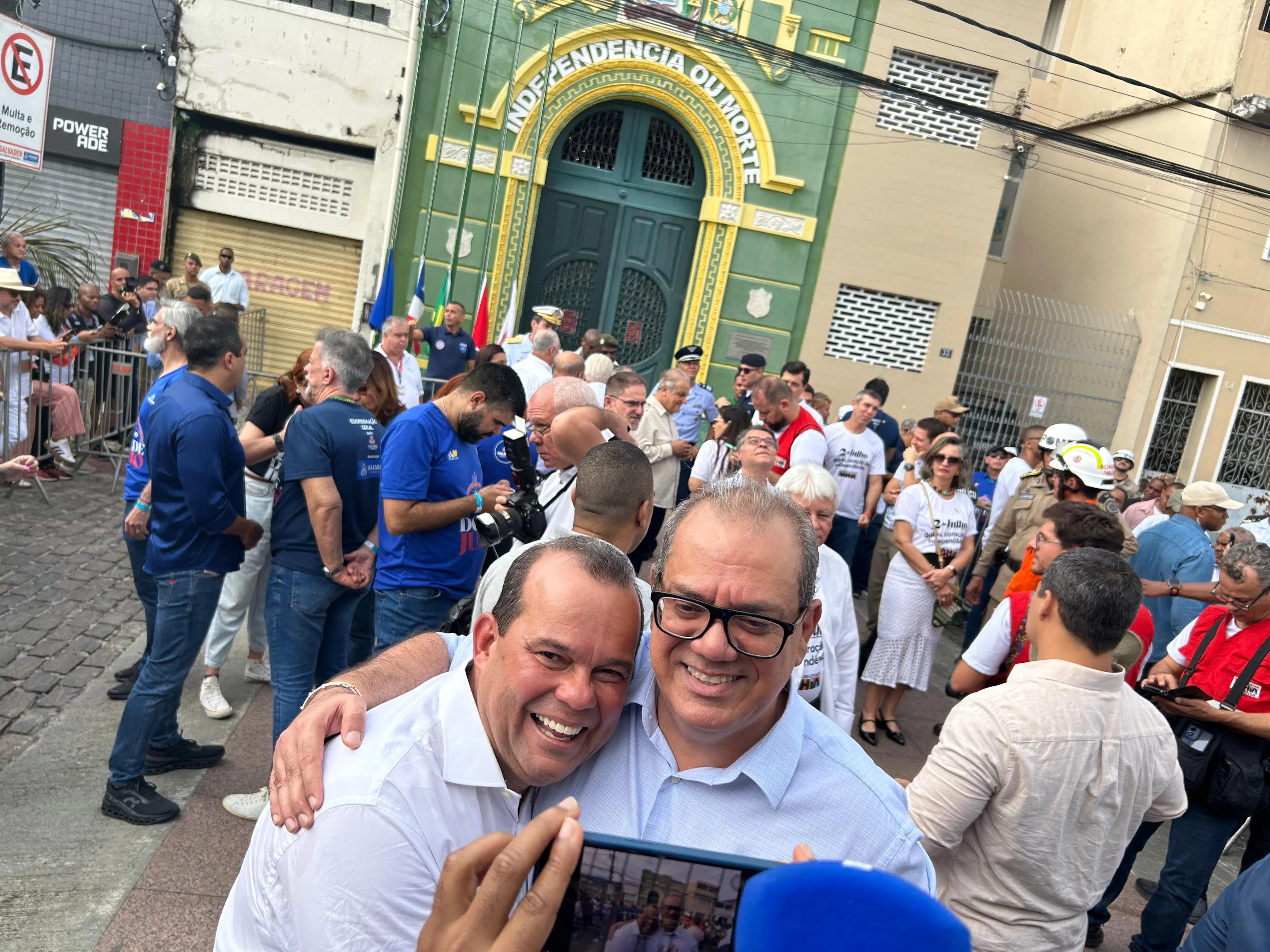 Na oposição, Muniz diz que apoia Geraldinho: 'Jamais a gente vai brigar'