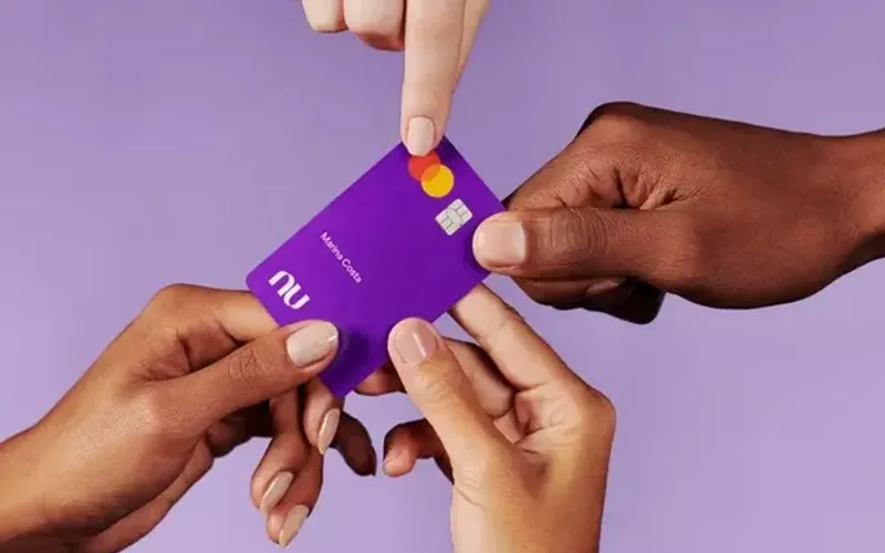 Para solicitar o benef&iacute;cio da a&ccedil;&atilde;o, os clientes precisam fazer a assinatura do Uber One gratuita e os pagamentos das viagens utilizando o NuPay/Foto: Reprodu&ccedil;&atilde;o&nbsp;