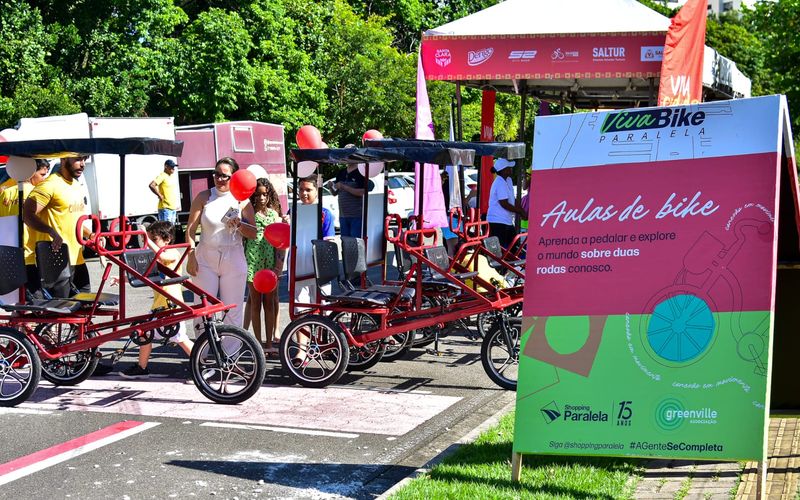 Entre as atrações estão aluguel de mini bikes e triciclos, serviços de saúde como aferição de pressão arterial, glicemia e bioimpedância, oferecidos pela Drogasil, além de sessões de massoterapia na ação