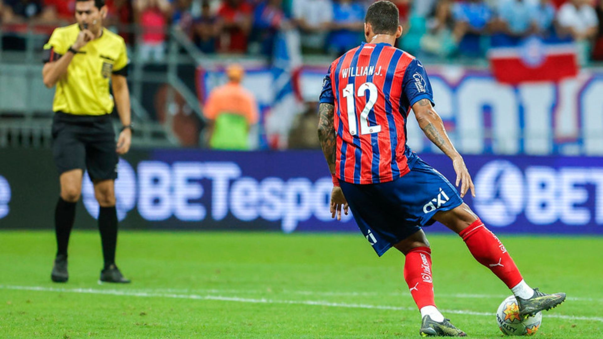 William José marcou o primeiro gol do Bahia, de pênalti | Foto: Rafael Rodrigues/EC Bahia