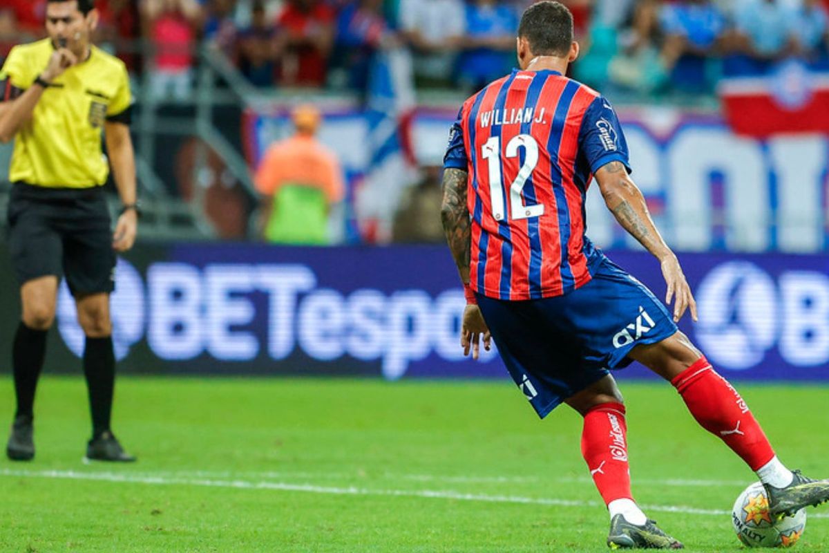 William Jos&eacute; &eacute; afastado de jogo contra o S&atilde;o Paulo pelo Brasileir&atilde;o. Foto: Reprodu&ccedil;&atilde;o | Rafael Rodrigue/EC Bahia