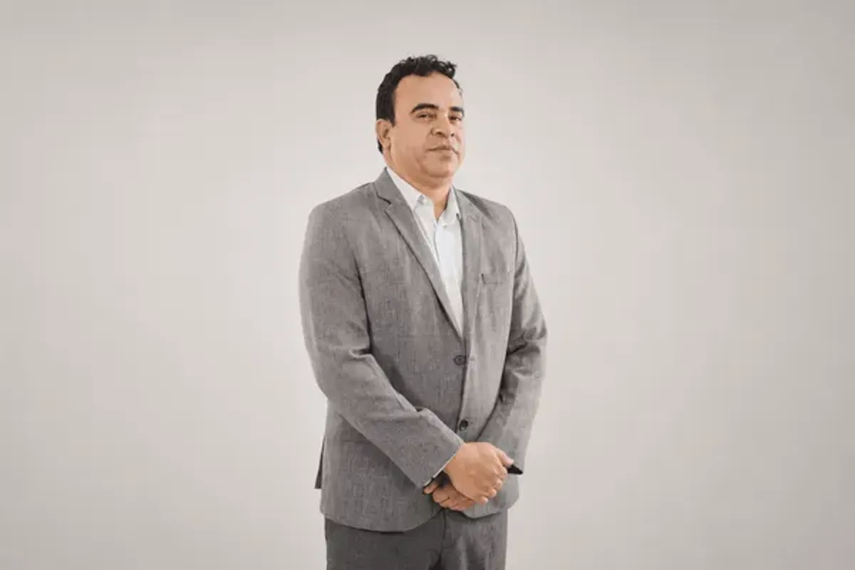 O candidato ao Governo da Bahia Ronaldo Mansur (PSOL) sofreu um acidente de carro. | Foto: Redes Sociais