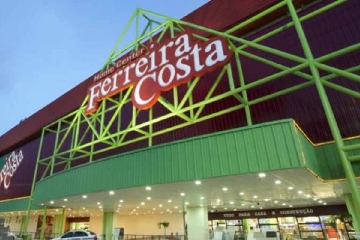 Ferreira Costa abre 80 vagas temporárias para pessoas com Ensino Médio completo; veja como se cadastrar