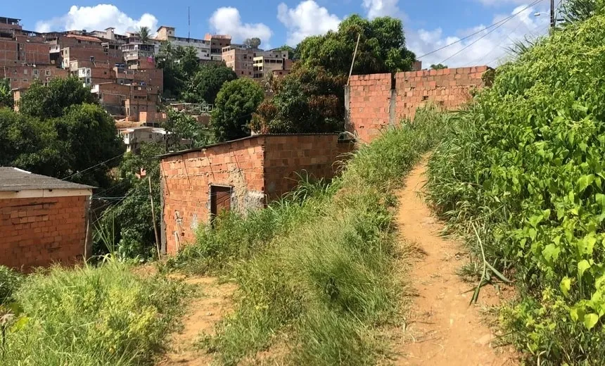 Menina de 2 anos morre, após sofrer violência física e sexual no bairro de Vila Canária