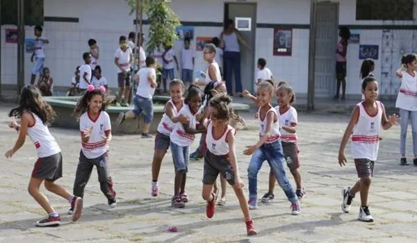 Lauro de Freitas: prazo de matrícula para novos alunos da educação infantil vai até sexta-feira