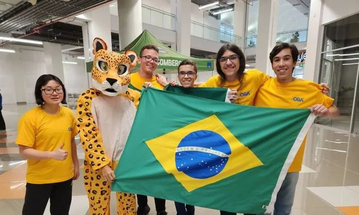 Brasil conquista 5 medalhas em Olimpíada Latino-Americana de Astronomia