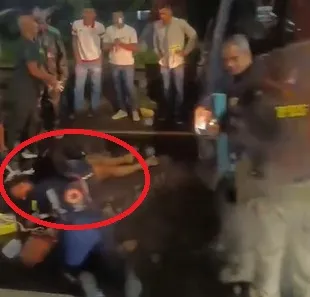 Motociclista fica gravemente ferido em acidente com ônibus na BR-324