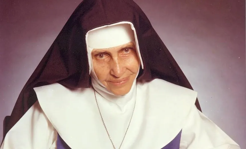 Vereador de Salvador propõe que dia de Canonização de Santa Dulce vire feriado