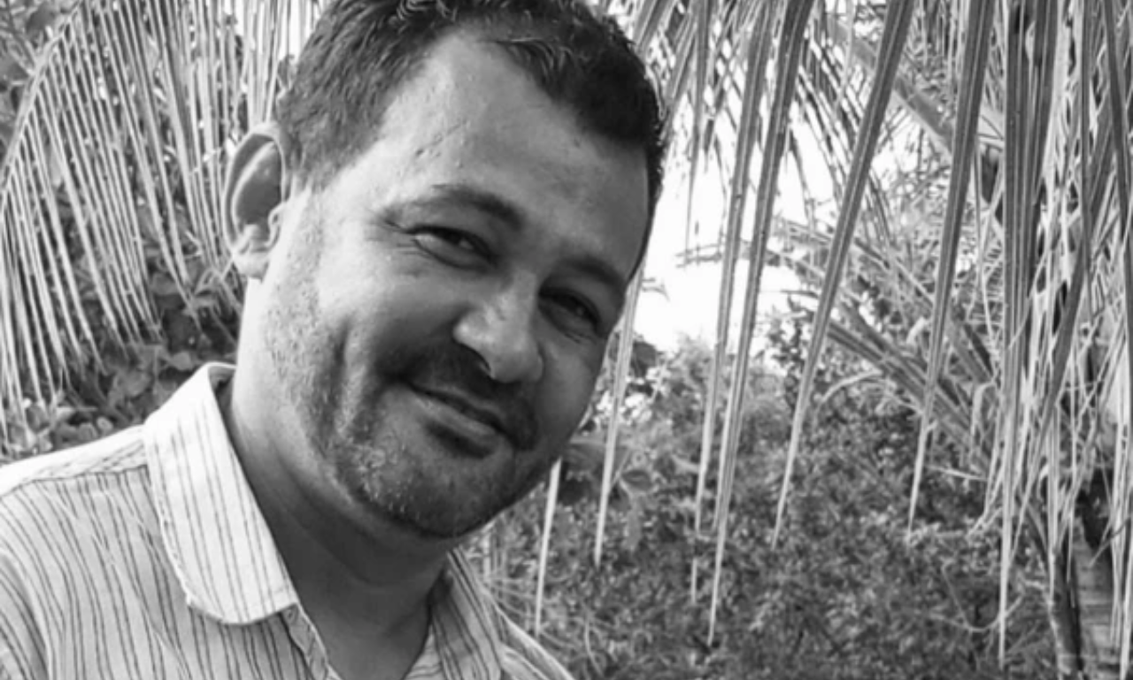 Homem morre afogado ap&oacute;s tentar salvar esposa em praia de Cama&ccedil;ari.Foto: Reprodu&ccedil;&atilde;o