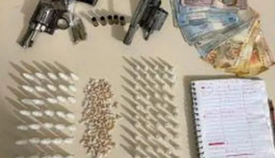 PM apreende armas e drogas em Valéria; militares são recebidos a tiros e criminoso morre em confronto
