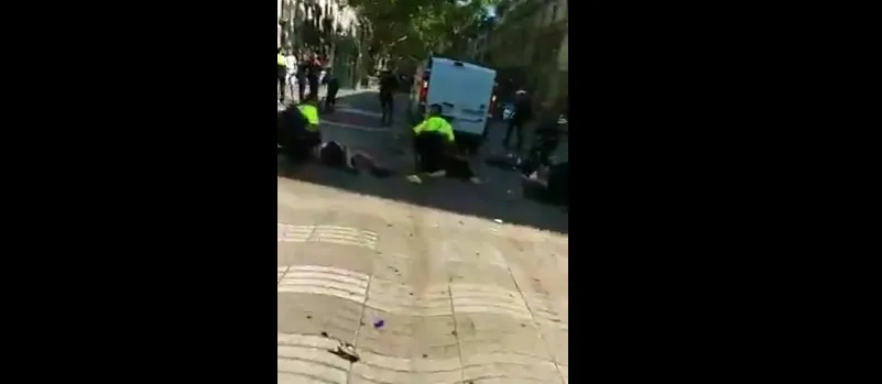 SEMPRE ELES: Estado Islâmico reivindica atentado em Barcelona, diz grupo de monitoramento