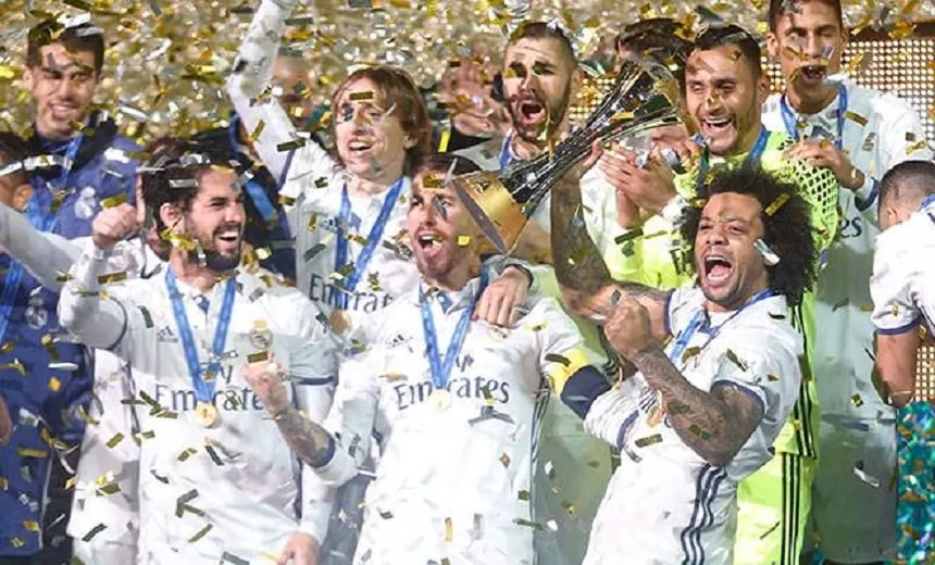 Real Madrid goleia zebra Al Ain e faz história como 1º tri mundial seguido