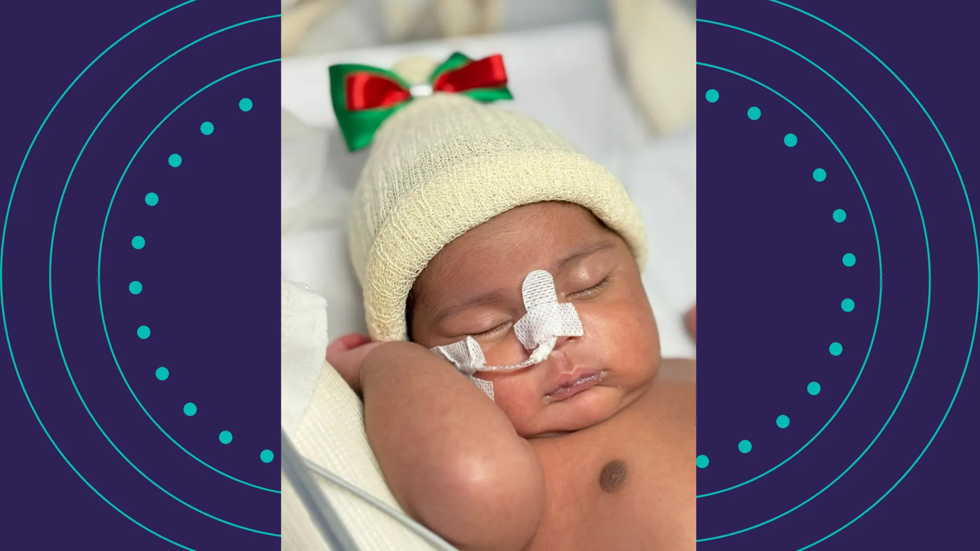 A decoração natalina na maternidade vai além da estética, sendo uma ferramenta poderosa para humanizar o ambiente hospitalar e enriquecer a experiência emocional do nascimento do bebê/Foto: Ascom/FESF-SUS