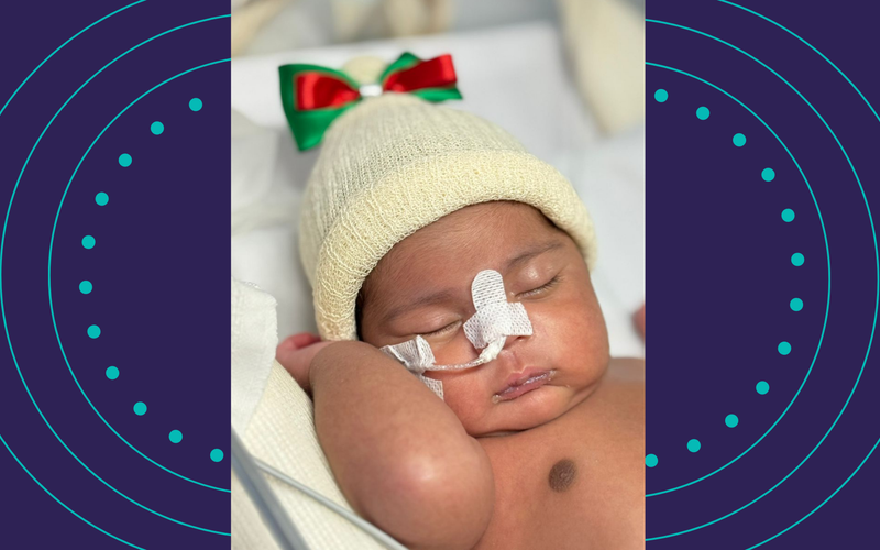 A decoração natalina na maternidade vai além da estética, sendo uma ferramenta poderosa para humanizar o ambiente hospitalar e enriquecer a experiência emocional do nascimento do bebê/Foto: Ascom/FESF-SUS