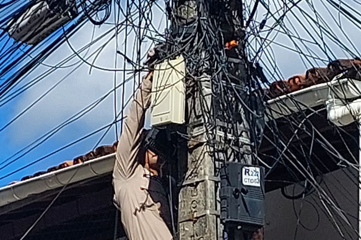 C&acirc;meras clandestinas instaladas em postes. Foto: Divulga&ccedil;&atilde;o | SSP-BA 02