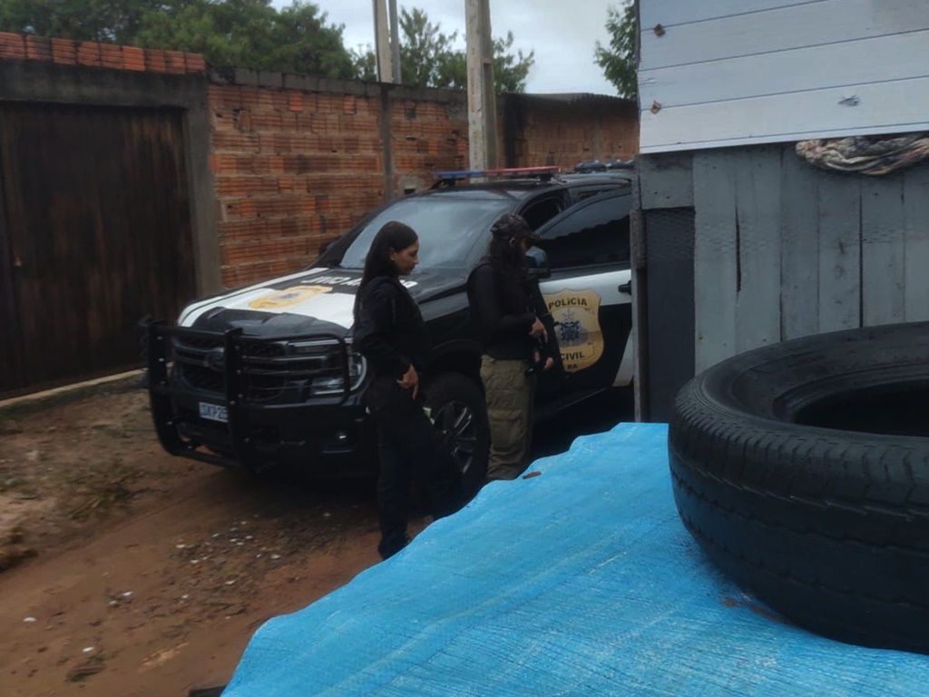 O homem, que já havia sido condenado a mais de 22 anos de prisão por estuprar a filha, foi capturado por equipes da Polícia Civil nesta terça (13). Foto: Ascom/PC-BA