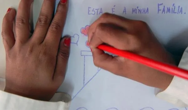 MEC lança programa para preparar professores de alfabetização
