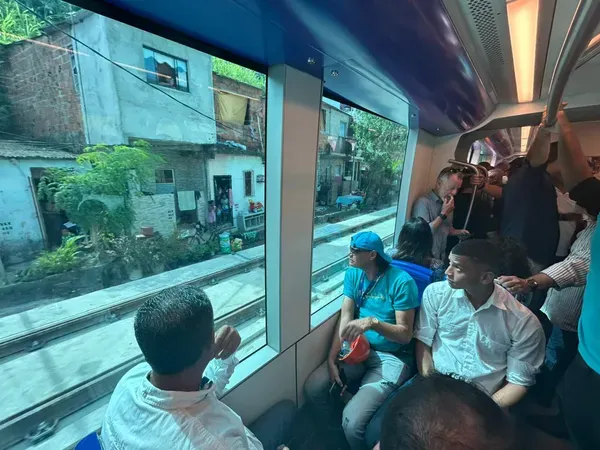VLT de Salvador inicia opera&ccedil;&atilde;o aos s&aacute;bados com viagens gratuitas.| Foto: Matheus Caldas/Aratu On