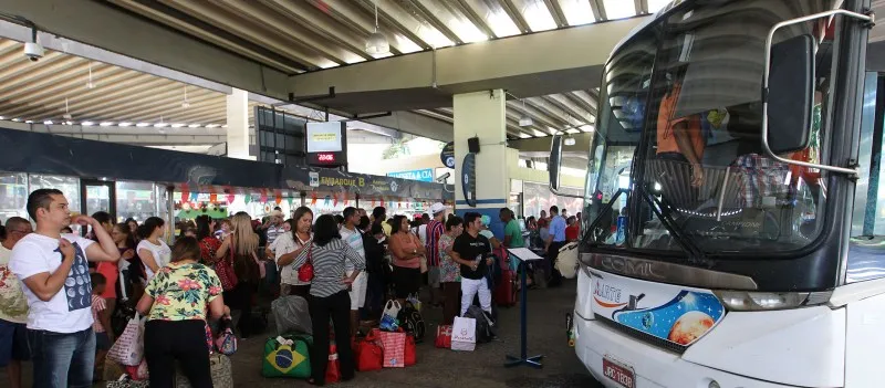 MANOBRA BRUSCA: Ônibus da Bahia ‘burlam’ benefícios a idosos em viagens interestaduais