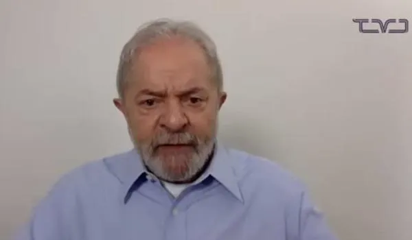 "Converteu o coronavírus em uma arma de destruição em massa", diz Lula sobre Bolsonaro em pronunciamento
