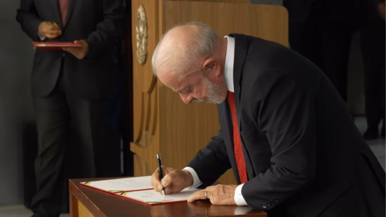 Presidente Lula Sanciona Lei Que Cria Incentivos Fiscais Para Data Centers  Reprodu&ccedil;&atilde;o