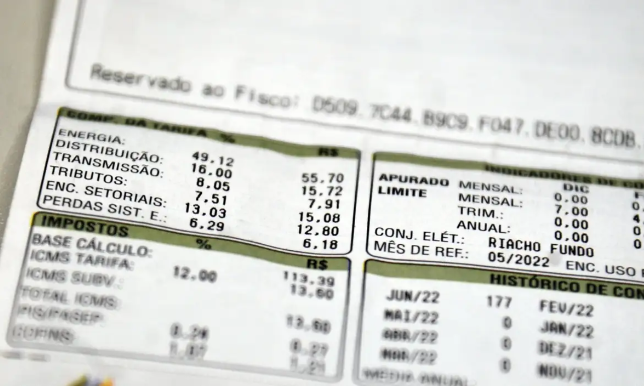 Prepare o bolso: Aneel aprova reajuste e conta de luz fica mais cara na Bahia.Foto: Marcelo Casal / Ag&ecirc;ncia Brasil