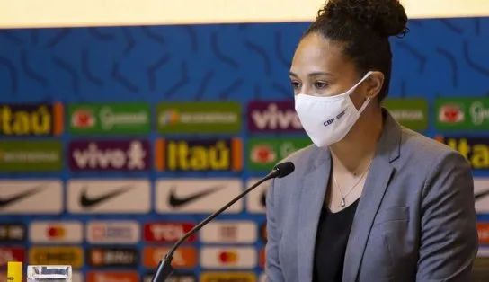 Ex-zagueira Aline Pellegrino assume coordenação de seleções femininas na CBF