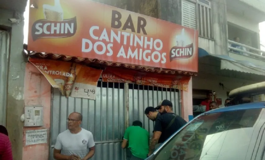 Homem mata a companheira e corpo fica 10 dias enterrado em bar na Bahia; suspeito é preso