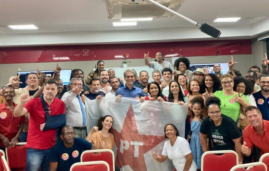 Em debate sobre programa, Robinson defende novo modelo de desenvolvimento para Salvador