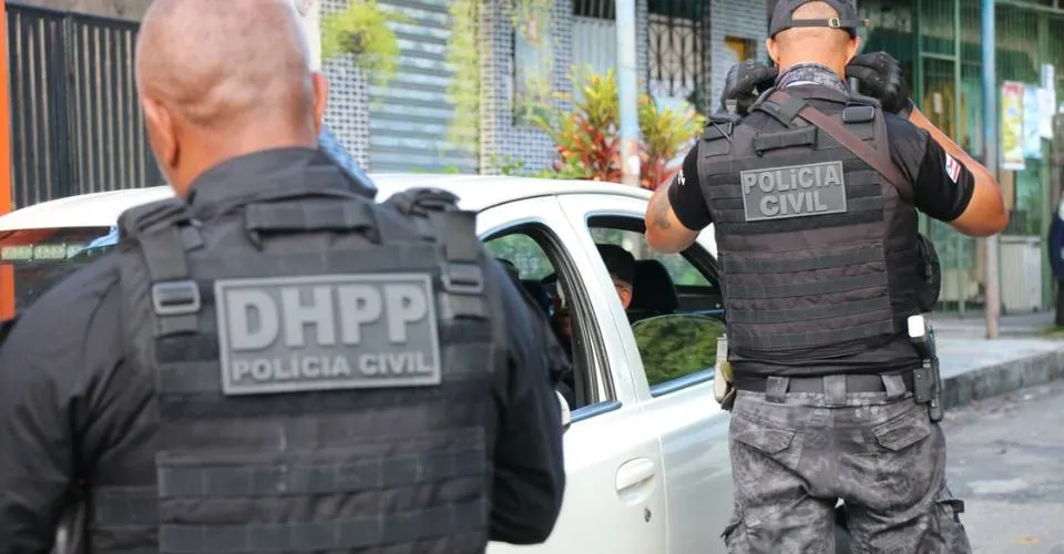 Jovem é morta a tiros no bairro de São Caetano, em Salvador