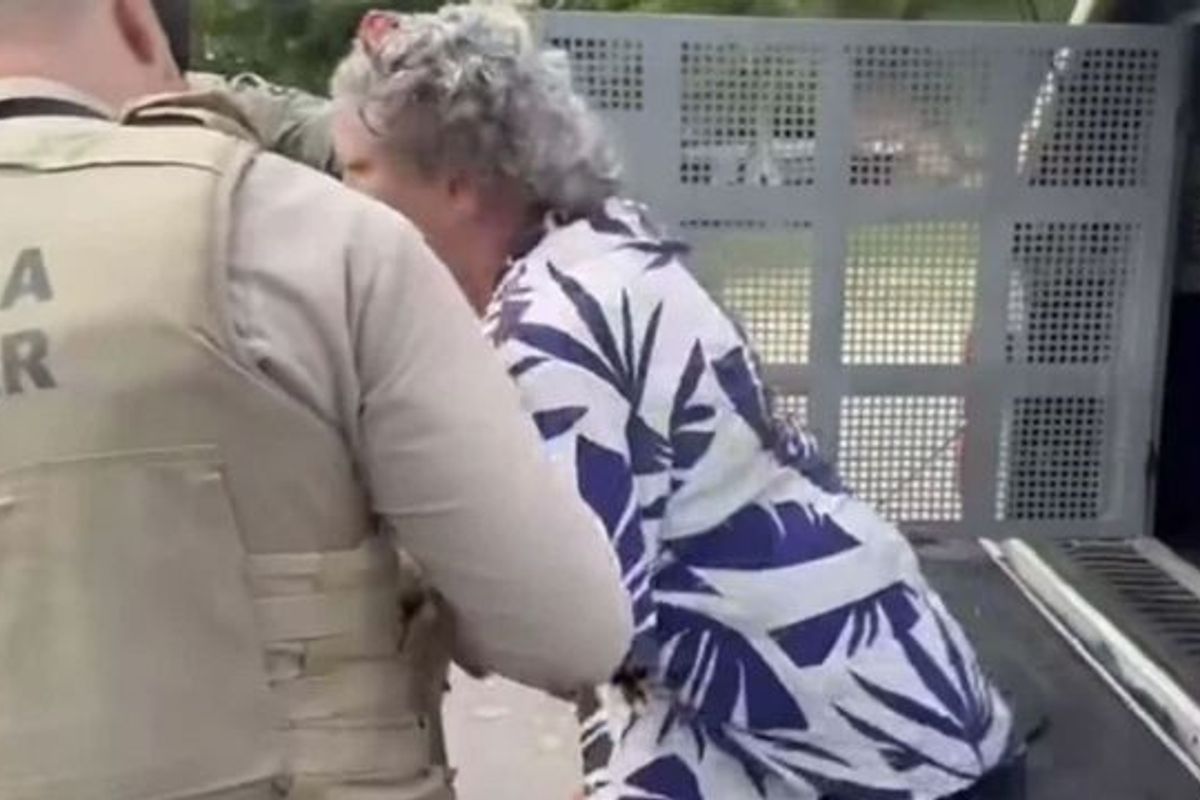 Idosa De Brasilia Presa Por Racismo