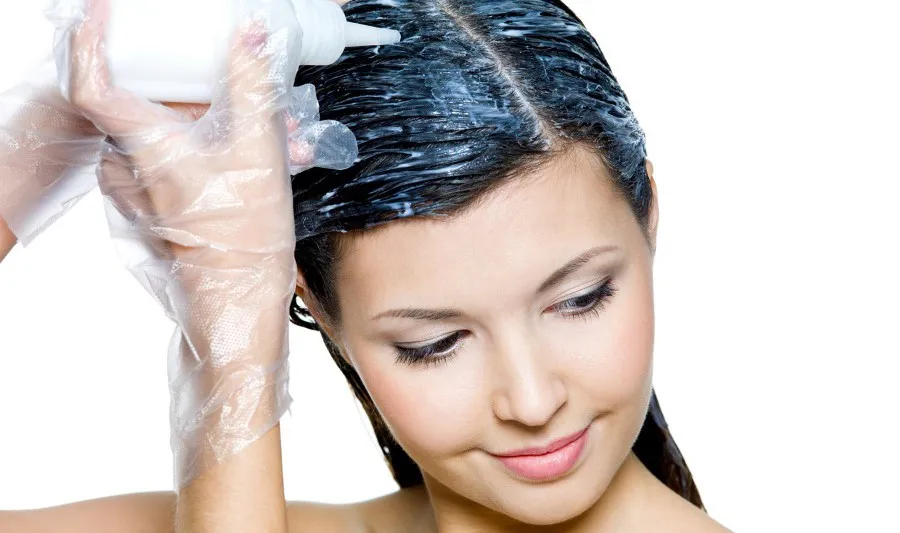 Anvisa suspende fabricação, venda e propaganda de cosméticos