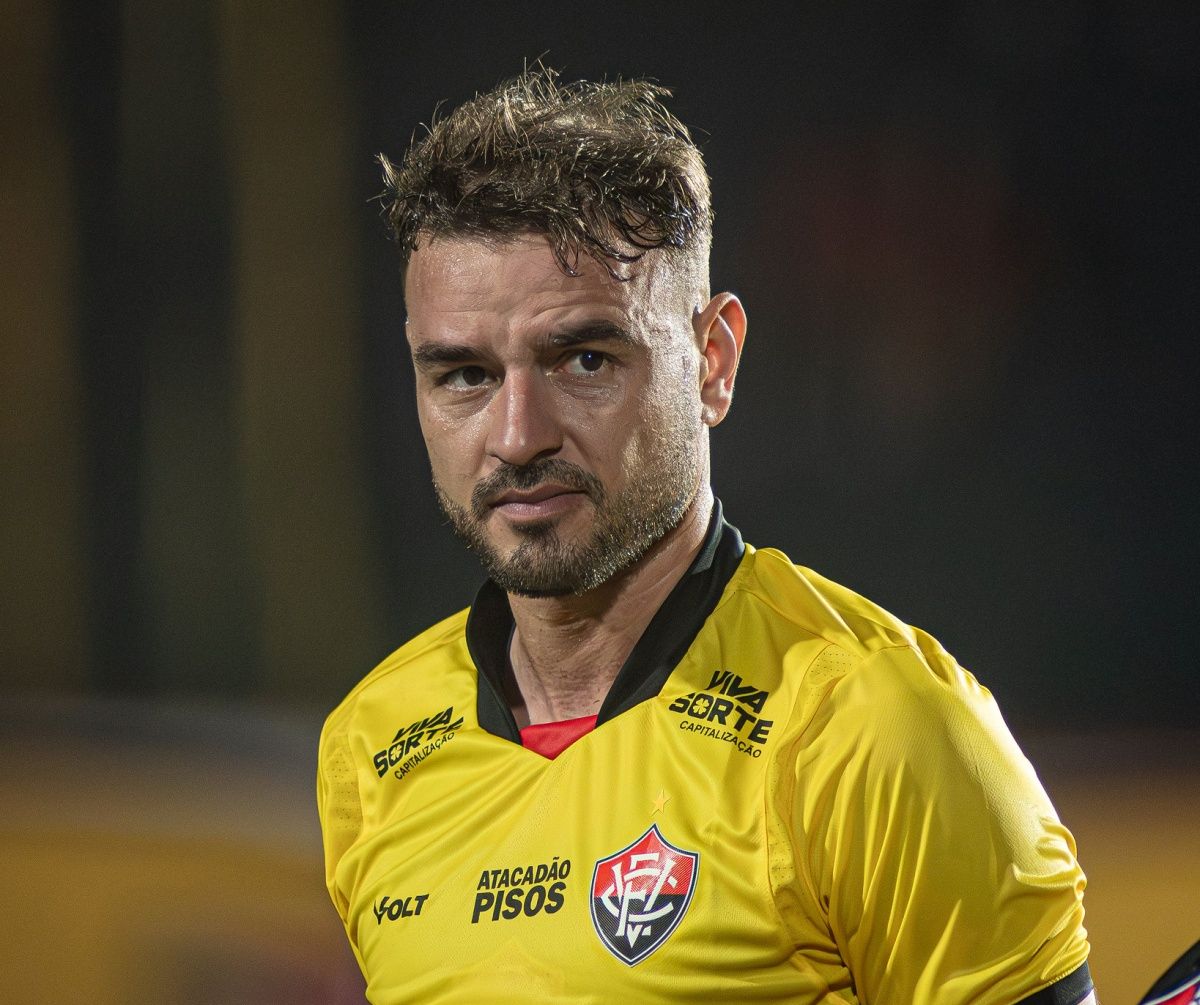 Veja os números de goleiro do Vitória que teve contrato rescindido. Foto: Victor Ferreira/EC Vitória