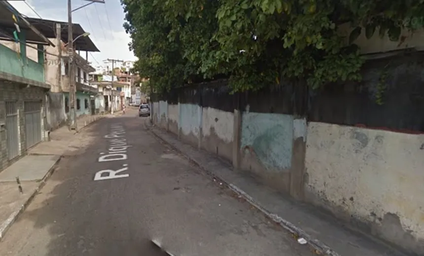 Mulher é morta com diversas facadas no Dique; irmão é suspeito 