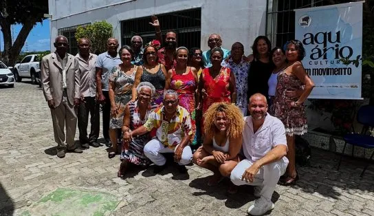 Baile de Dança de Salão encerra projeto cultural no Circo Picolino